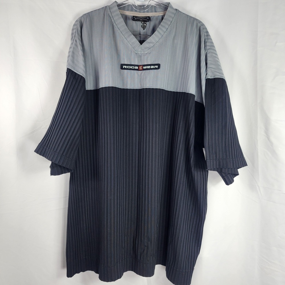 Rocawear Mens V Neck‎ Ribbed Shirt XXL Black Gray Embroidered Logo Hip Hop *READ